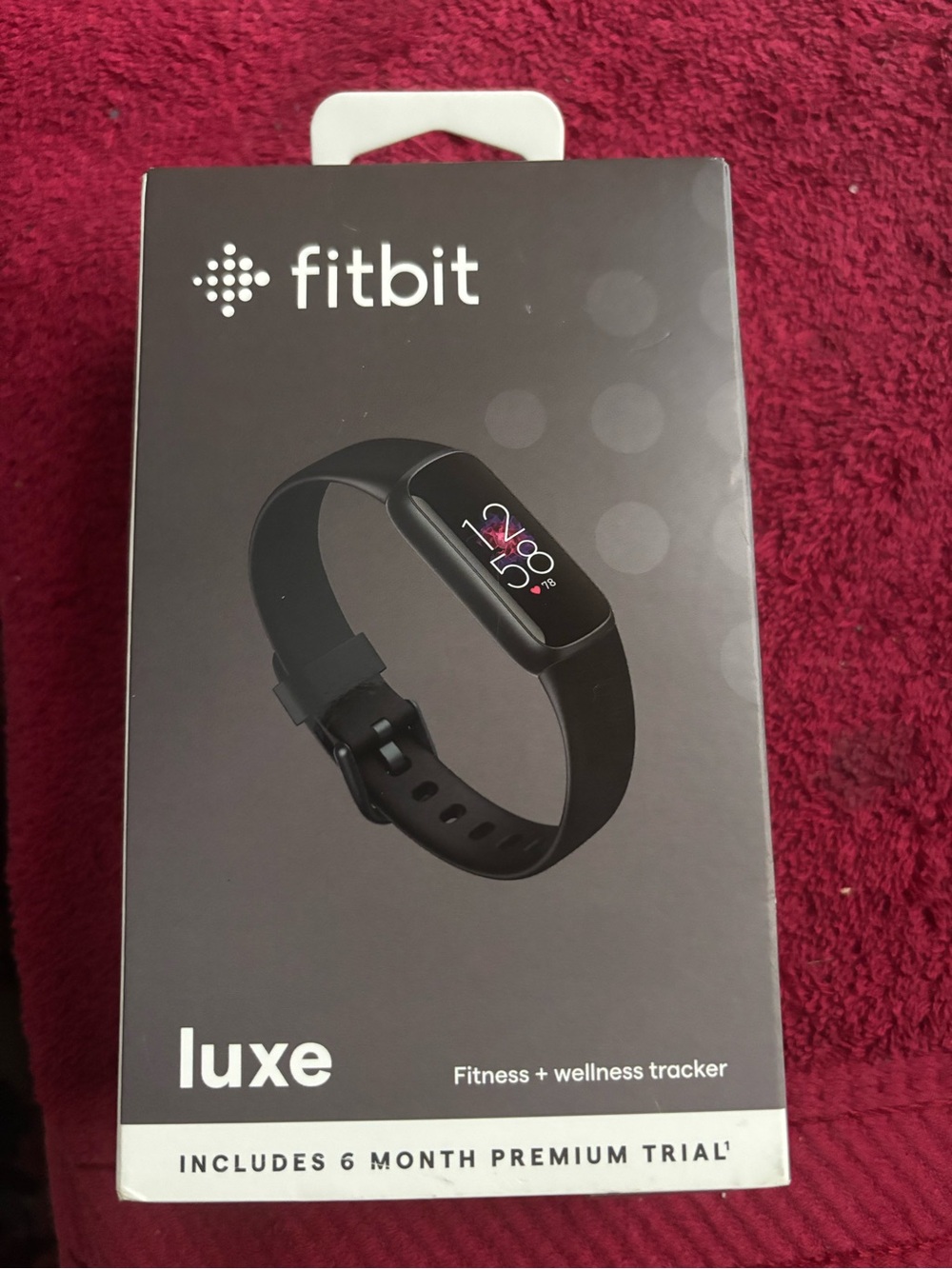 fitbit Luxe Fitness Tracker - Black